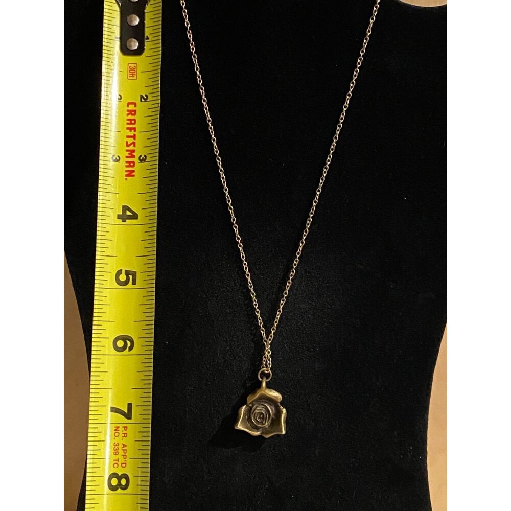 Vintage Gold Tone Rose Pendant Necklace With Lobster Clasp - Picture 3 of 4